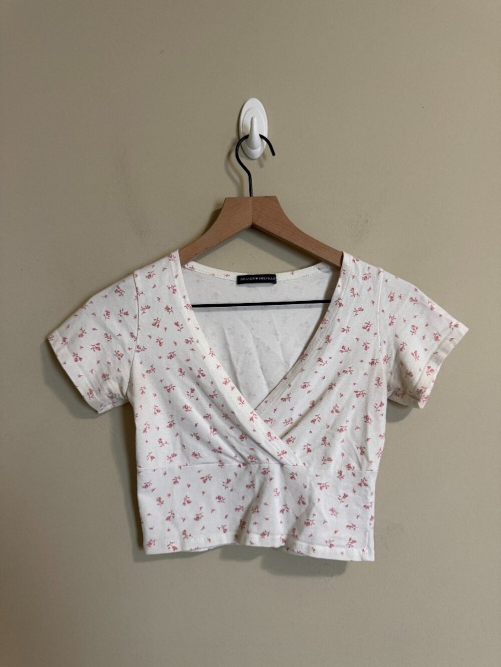 Brandy Melville Womens Floral Babydoll Top White Cropped Coquette Milkmaid